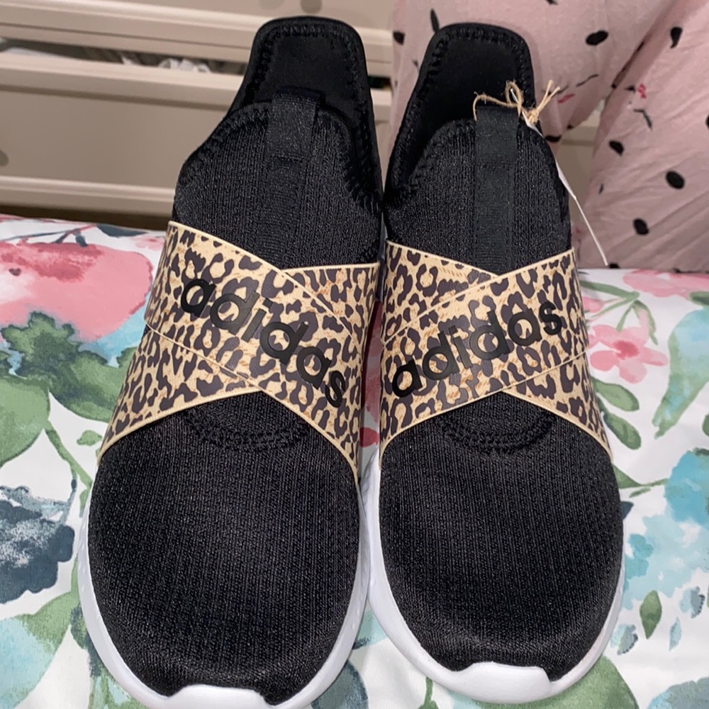 Adidas cloud foam shoes